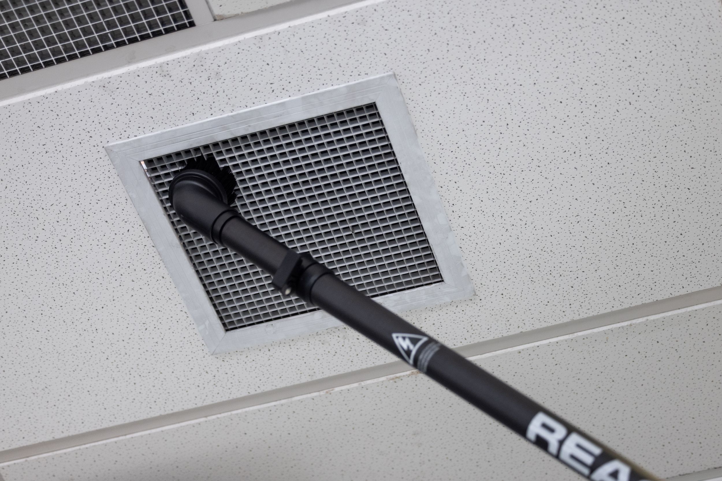 ReachPro Dusting Brush 2
